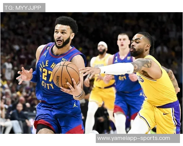 下半场助攻狂潮贾马尔穆雷23分5板引领球队逆转胜利 下半场助攻狂潮贾马尔穆雷23分5板引领球队逆转胜利